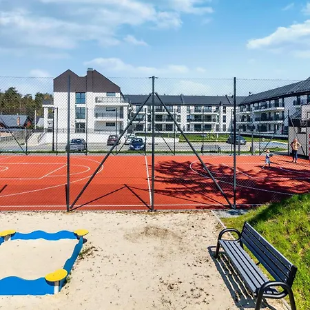 Piamola Ze Strefa Sportowa I Grillem Янтар