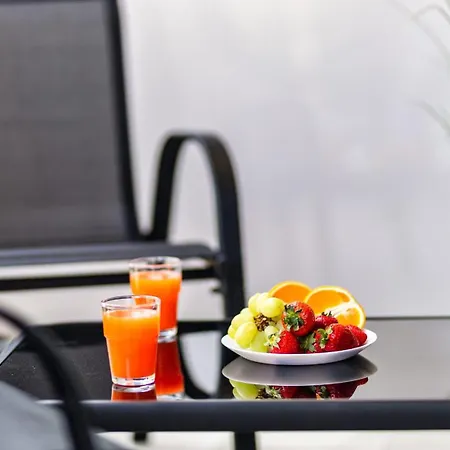 Piamola Ze Strefa Sportowa I Grillem * Jantar